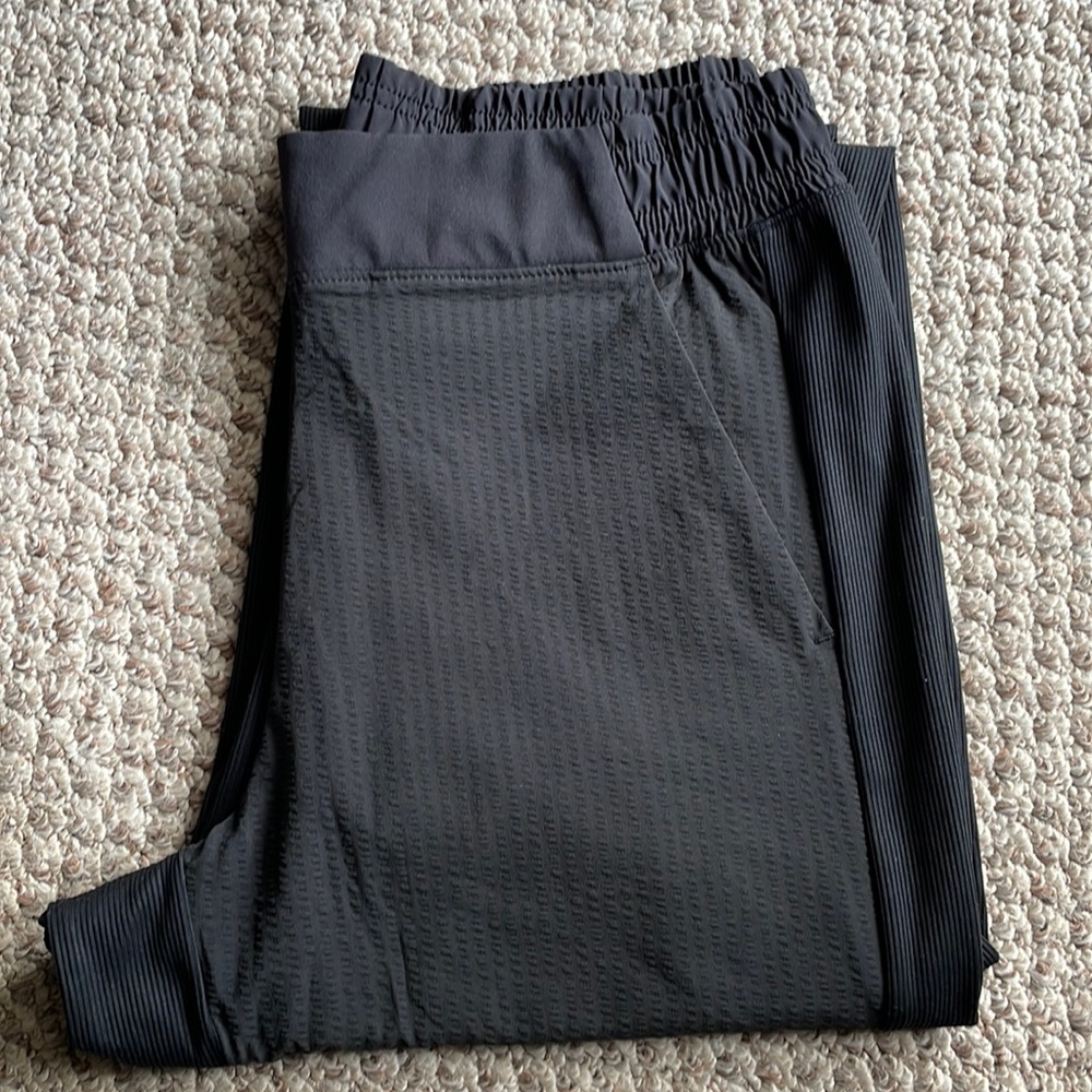 Athleta Textured Brooklyn Jogger